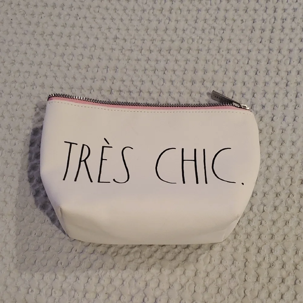 Rae Dunn White Cosmetic Bag - Très Chic (17)